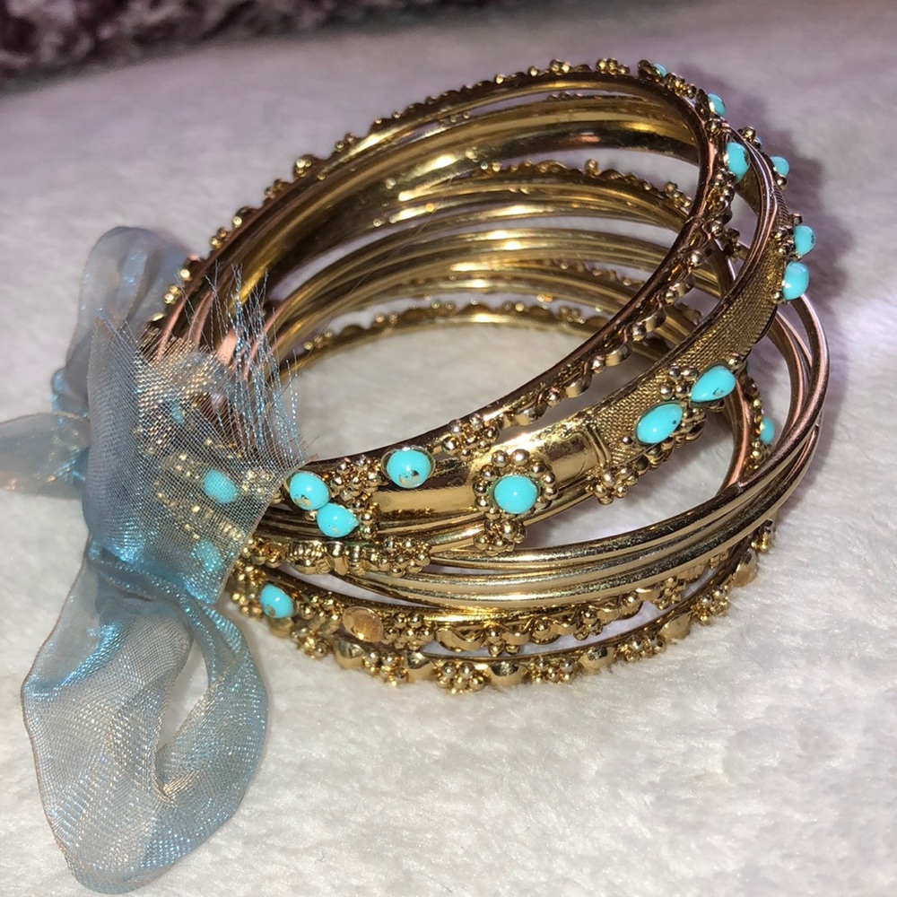 Blue and gold bangle set